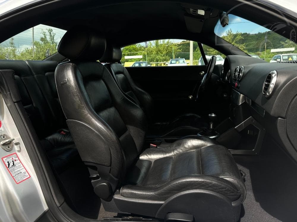 2000 Audi TT - 15