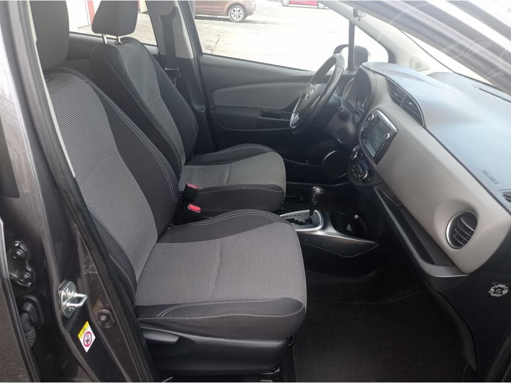 2016 Toyota YARIS - 49