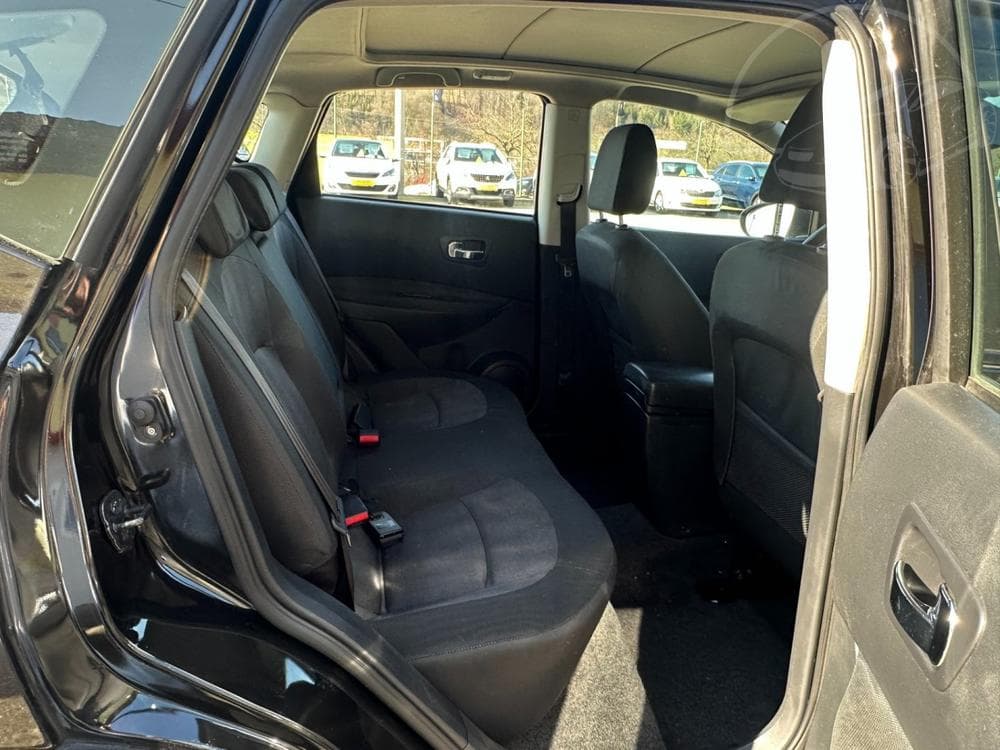 2016 Ford FIESTA - 17