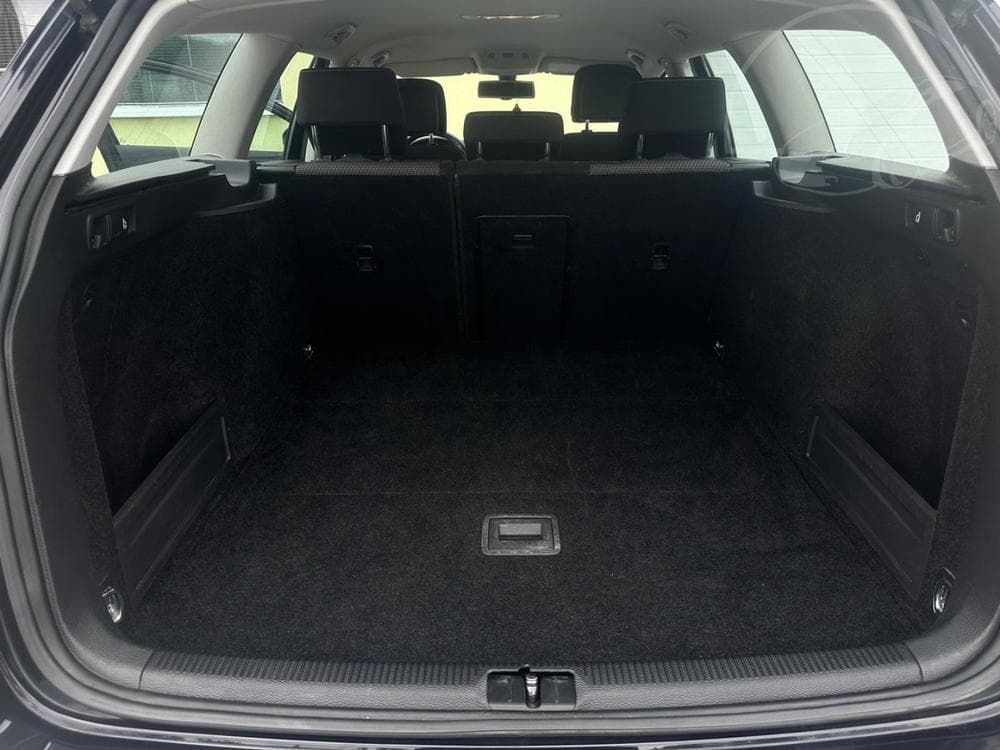 2014 Volkswagen PASSAT - 17