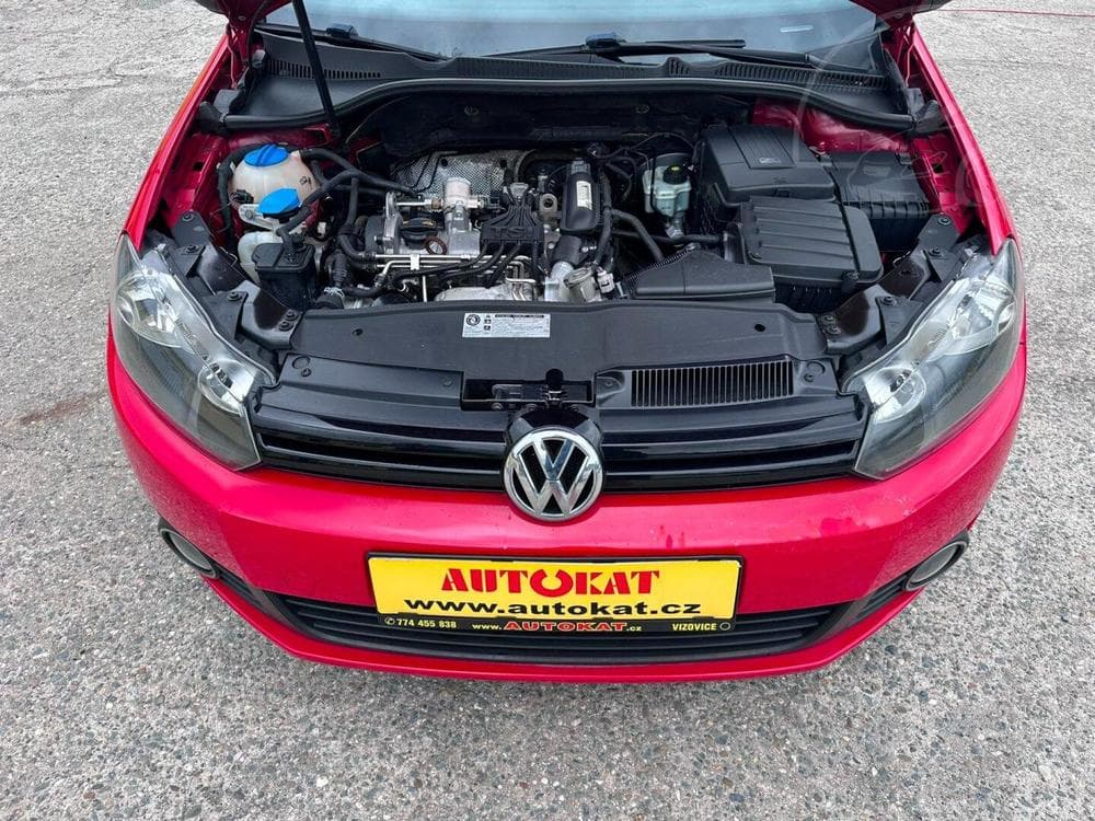 2010 Volkswagen GOLF - 17