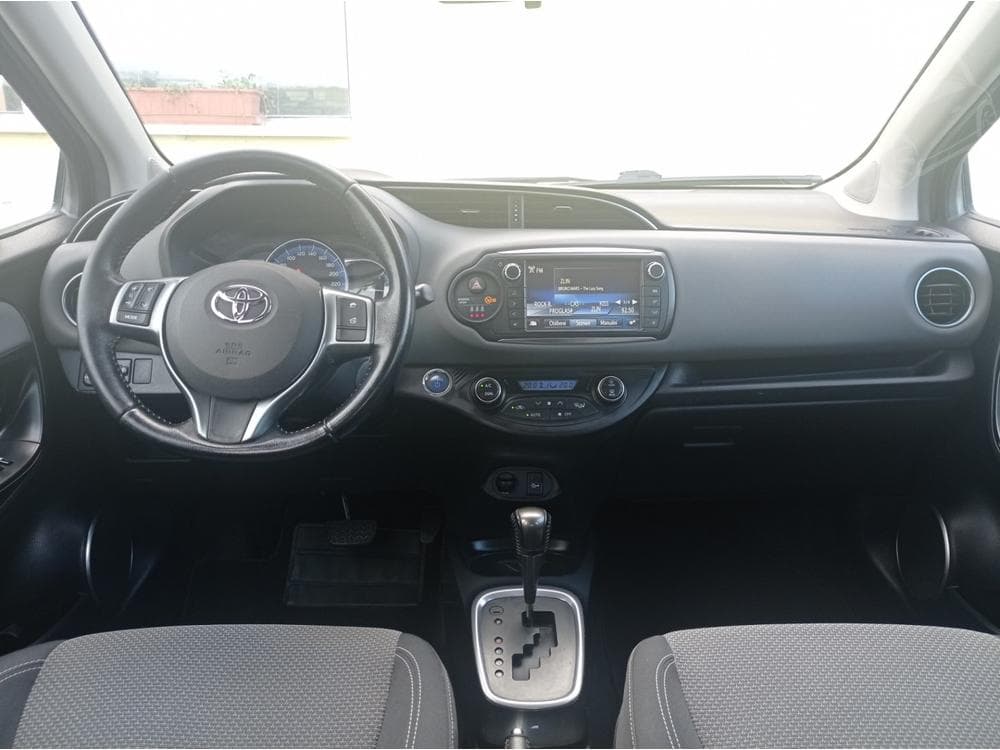 2016 Toyota YARIS - 55