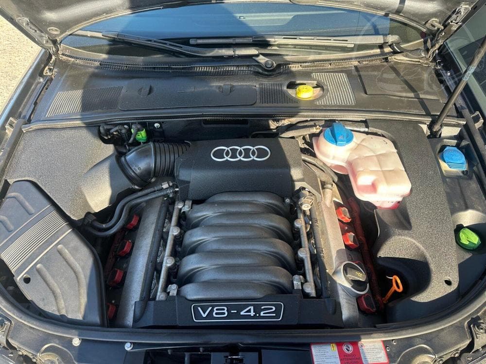 2004 Audi S4 - 73