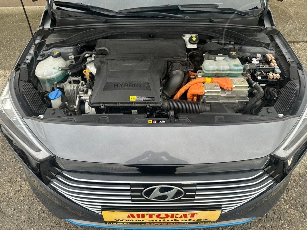 2018 Hyundai Ioniq - 19