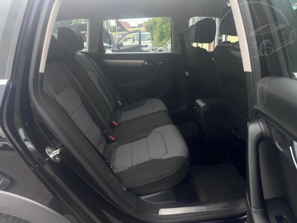 2014 Volkswagen PASSAT - 19