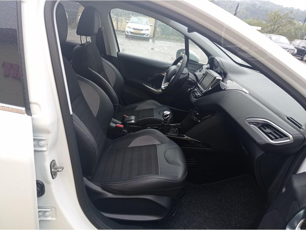 2018 Peugeot 2008 - 39