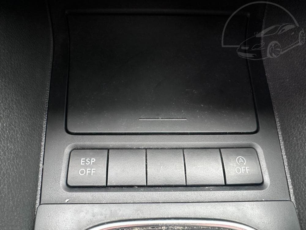 2010 Volkswagen GOLF - 20