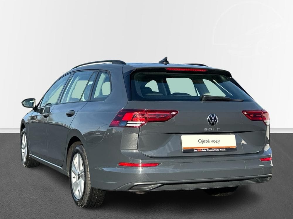 2022 Volkswagen Golf - 8