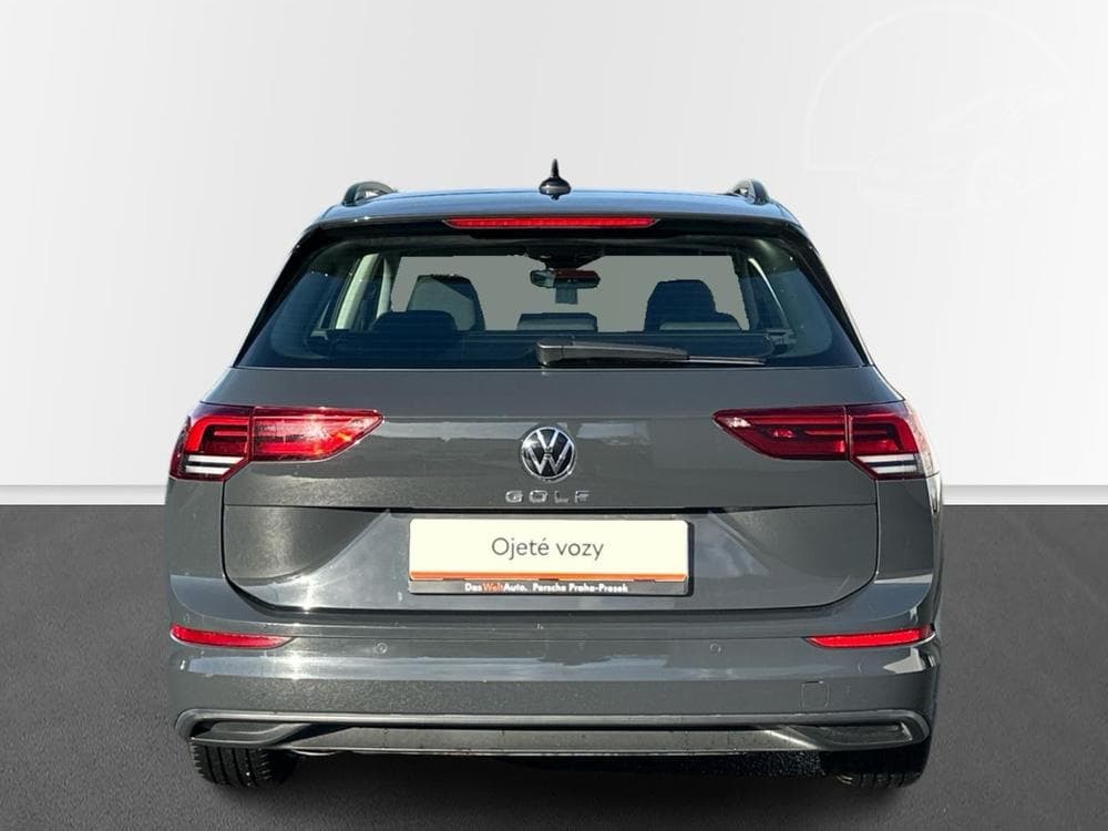 2022 Volkswagen Golf - 9