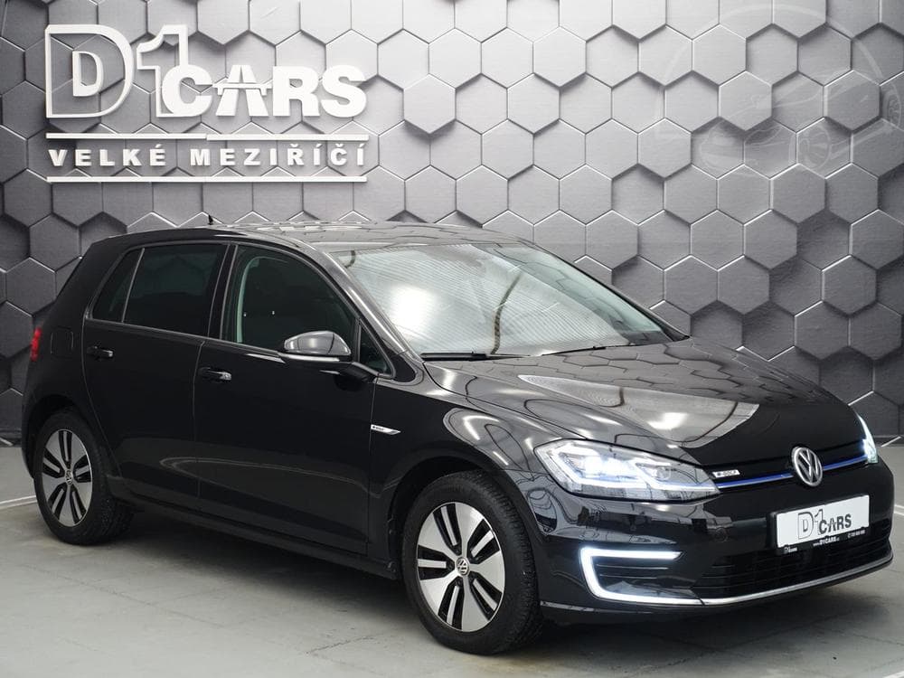 2020 Volkswagen Golf - 7