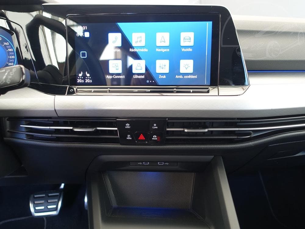 2022 Volkswagen Golf - 12