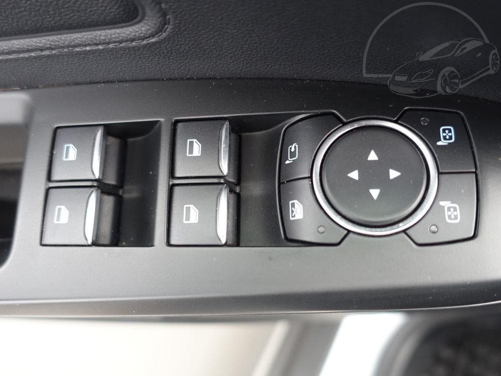 2020 Ford Focus - 20