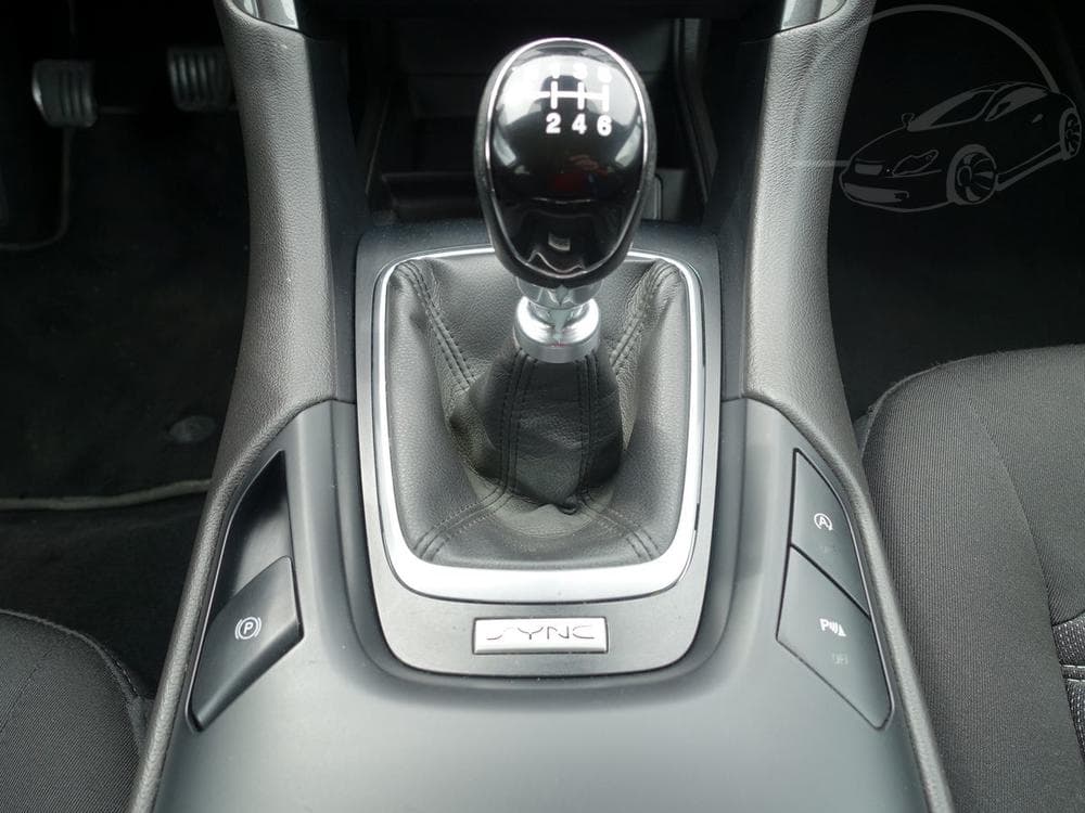 2019 Ford Mondeo - 39