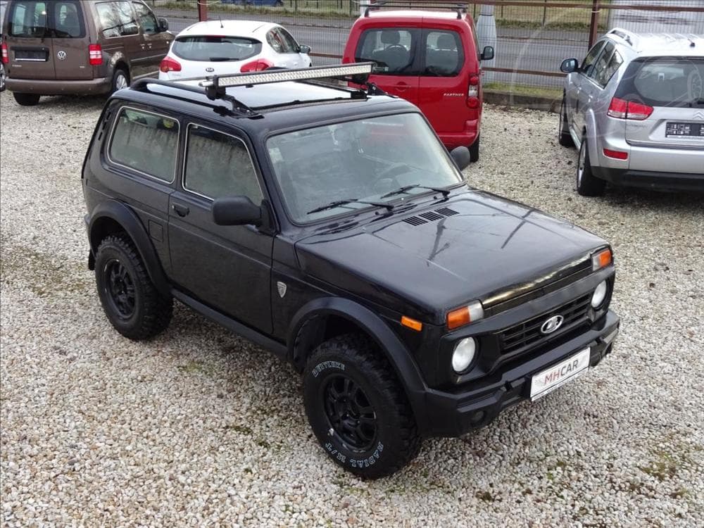 Lada Niva 1,7 i BRONTO 4x4
