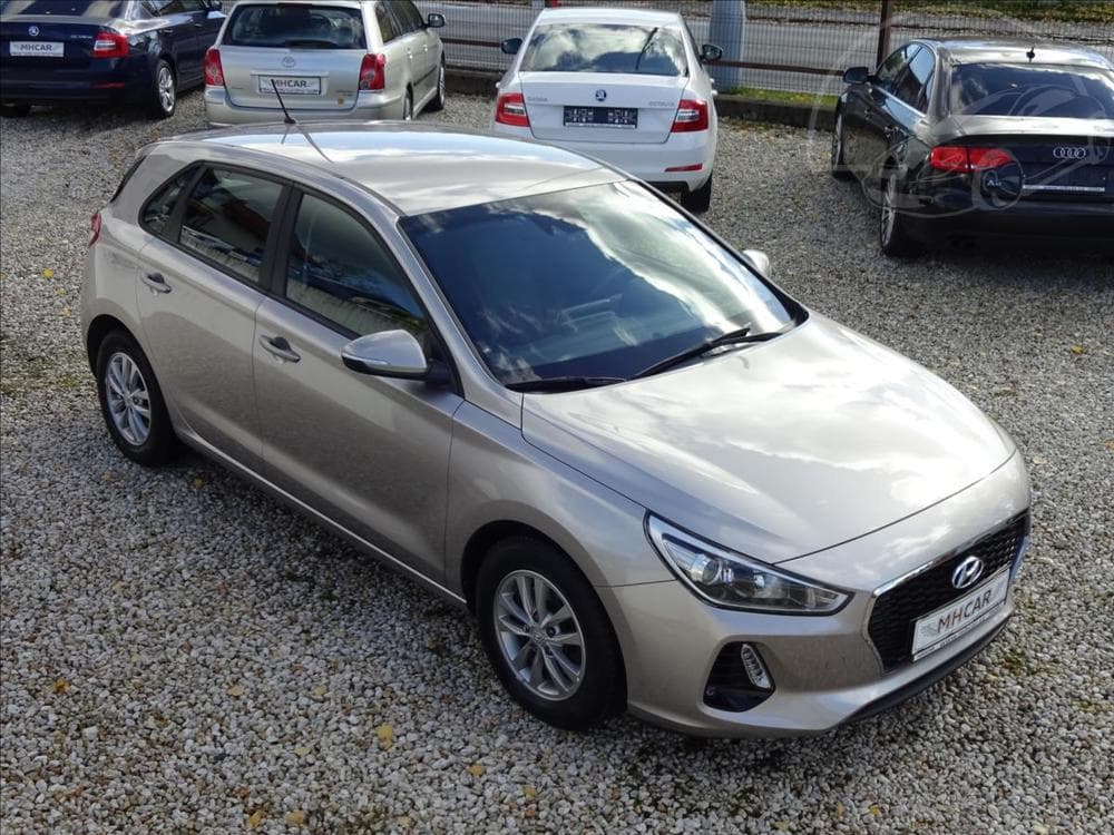 Hyundai i30 1,0TGDi 88kW