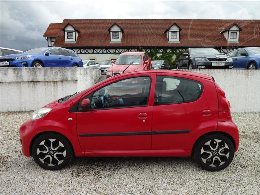 2010 Peugeot 107 - 4