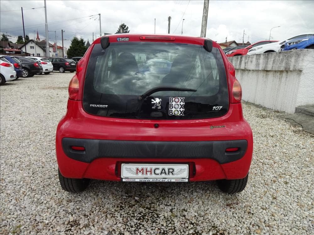 2010 Peugeot 107 - 6