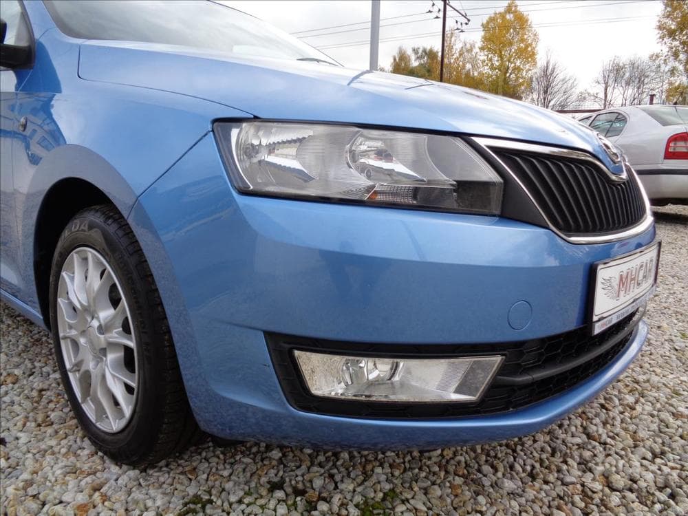 2014 Škoda RAPID - 11