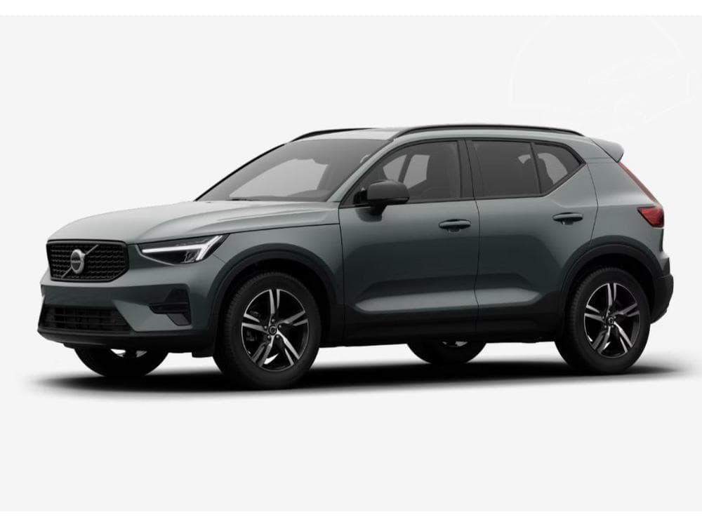 Volvo XC40 Plus Dark B3 120kW