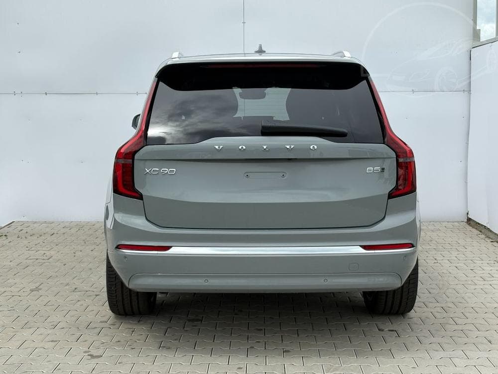2026 Volvo XC90 - 13