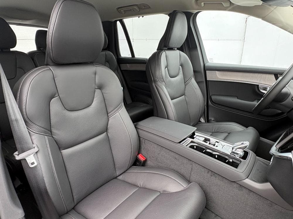2026 Volvo XC90 - 23
