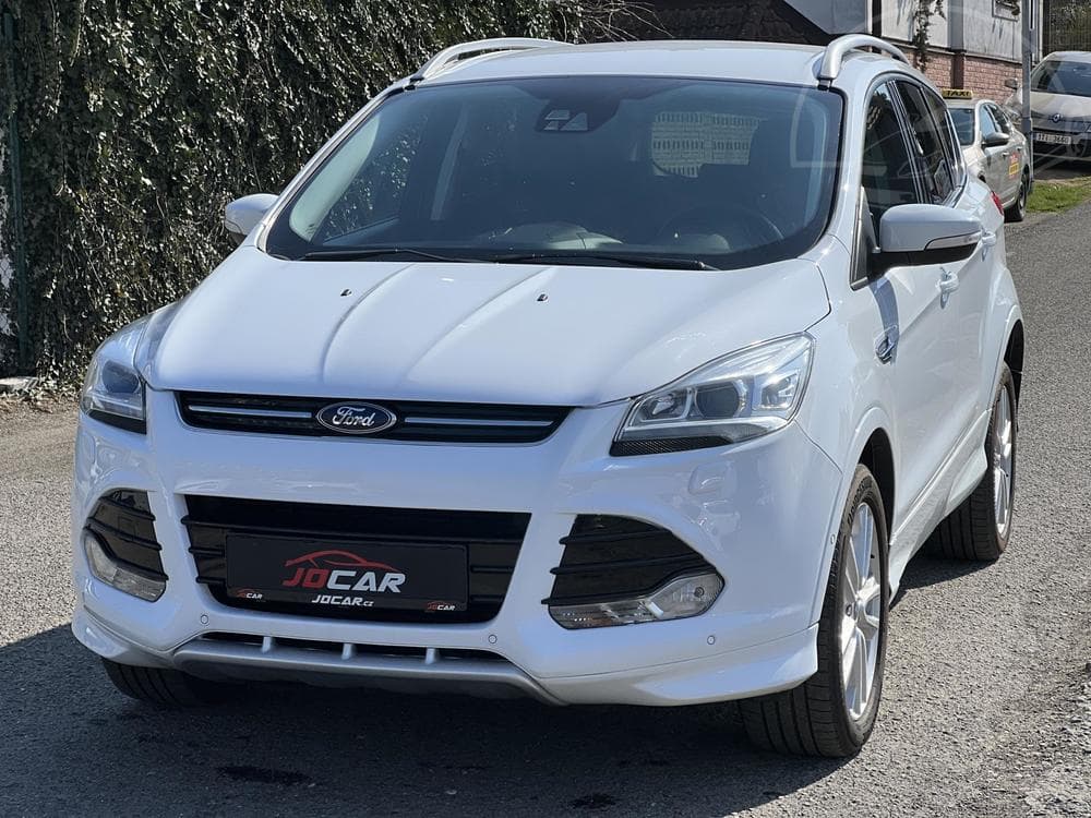 Ford Kuga 2.0TDCi 4x4 TAŽNÉ TEMPOMAT