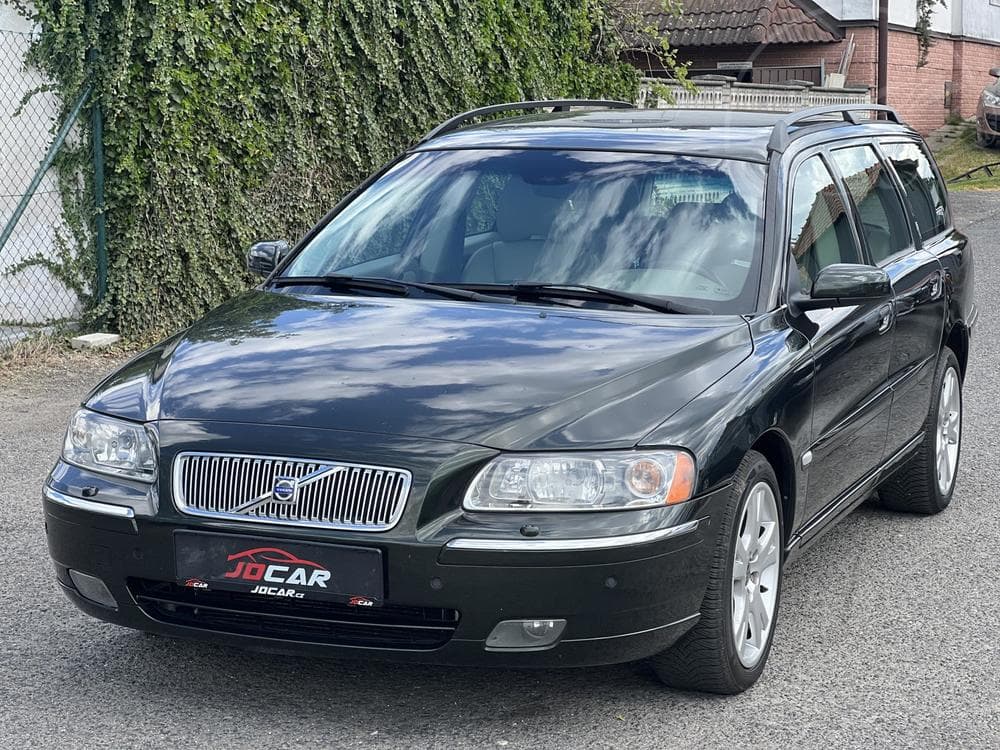 2005 Volvo V70