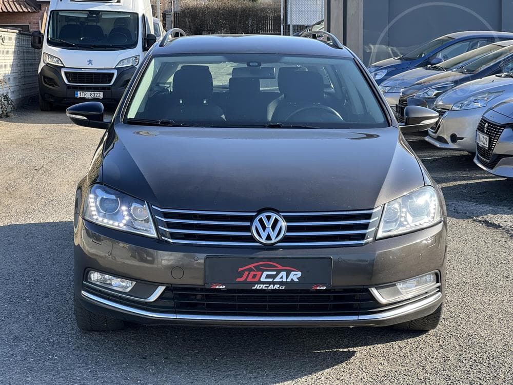 2014 Volkswagen Passat - 2