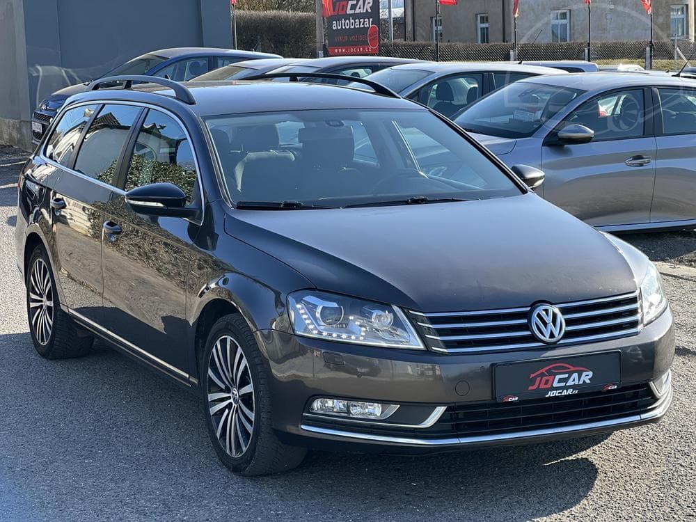 2014 Volkswagen Passat - 3
