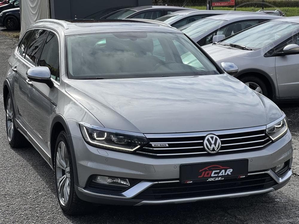 2016 Volkswagen PASSAT - 7
