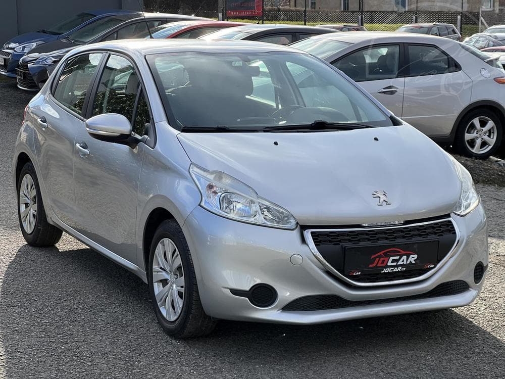 2013 Peugeot 208 - 5