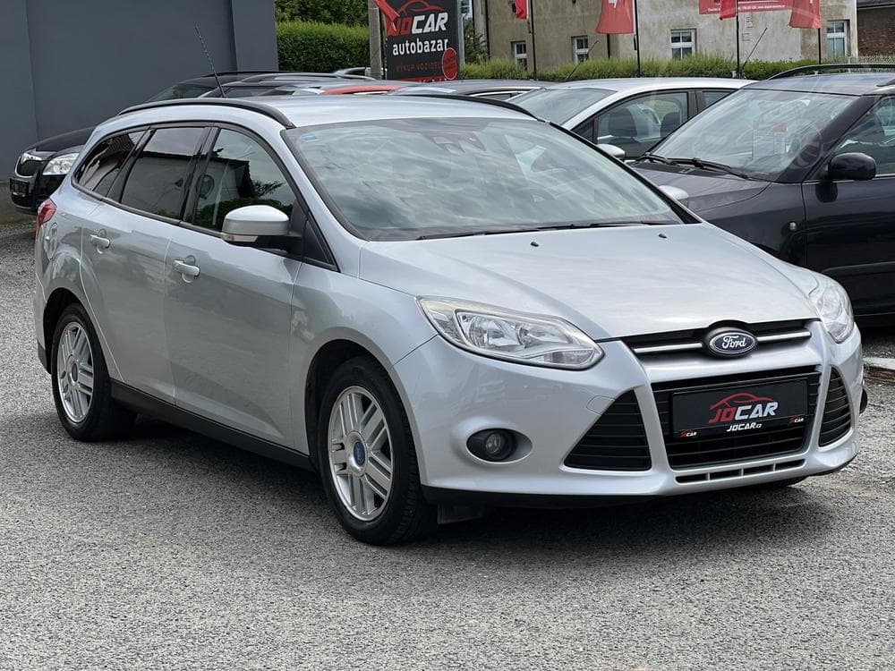 2011 Ford FOCUS - 3