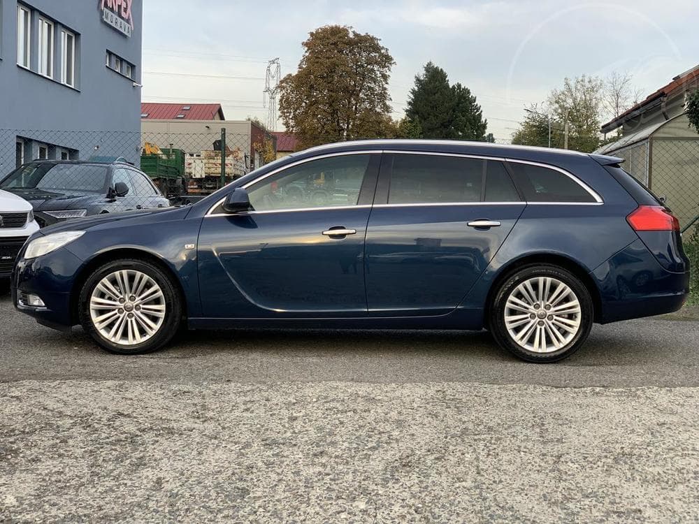 2011 Opel INSIGNIA - 4