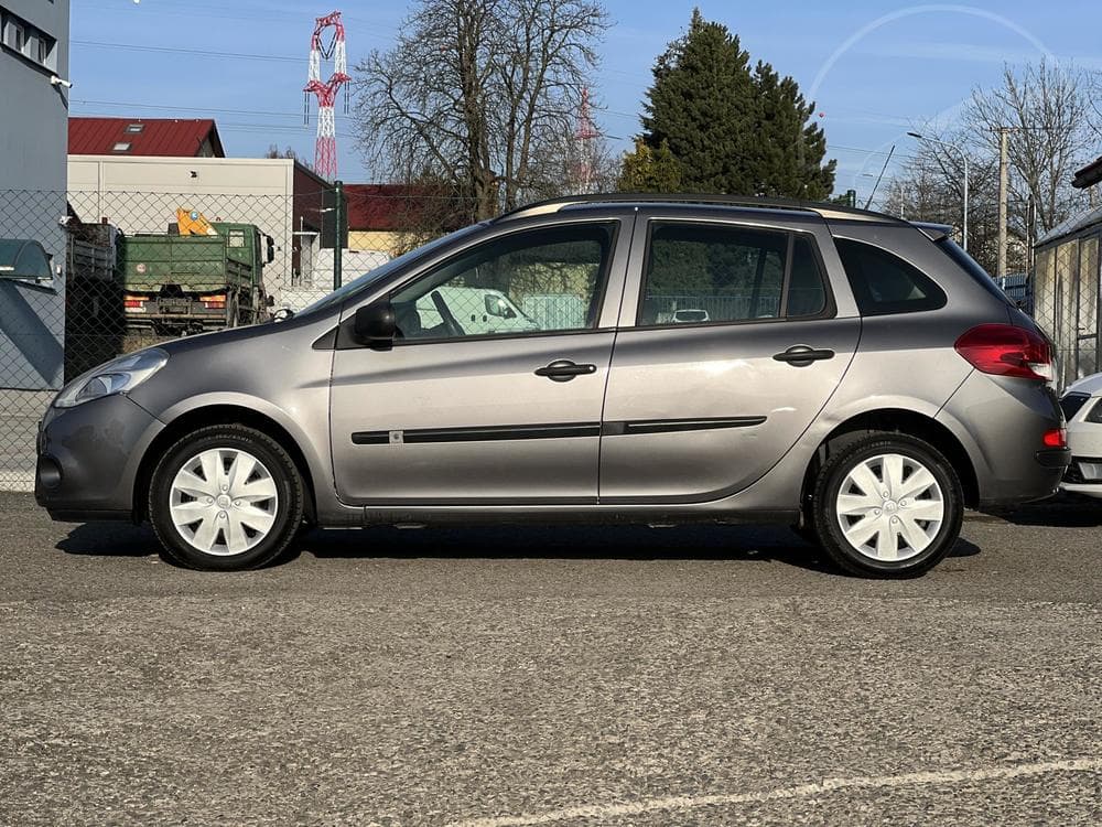 2011 Renault CLIO - 4