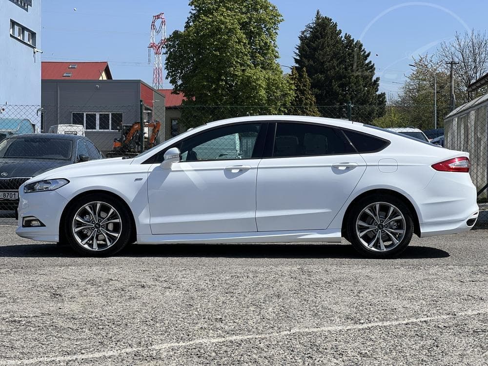 2017 Ford MONDEO - 10