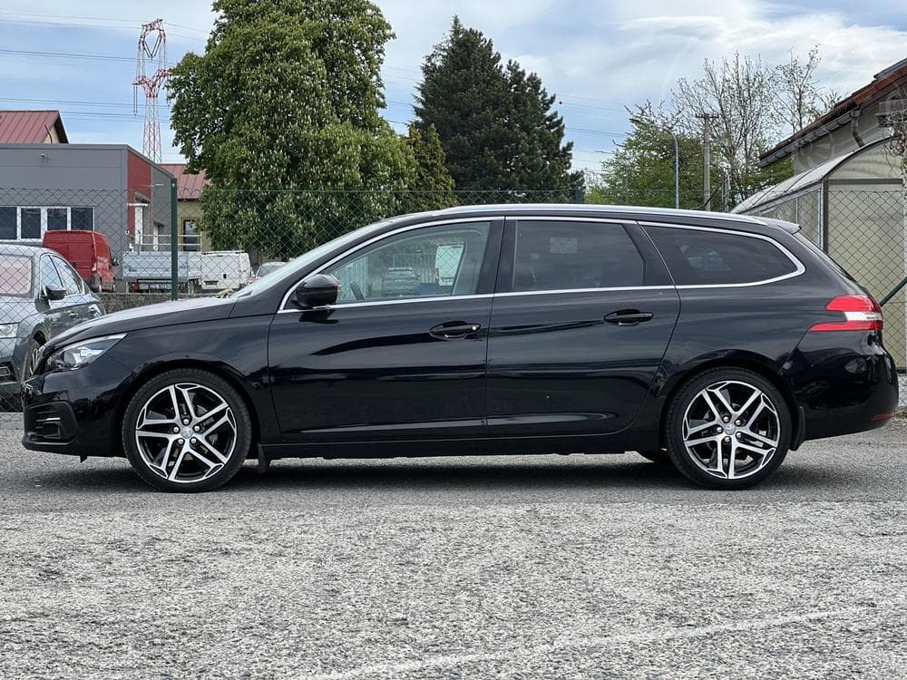 2018 Peugeot 308 - 10