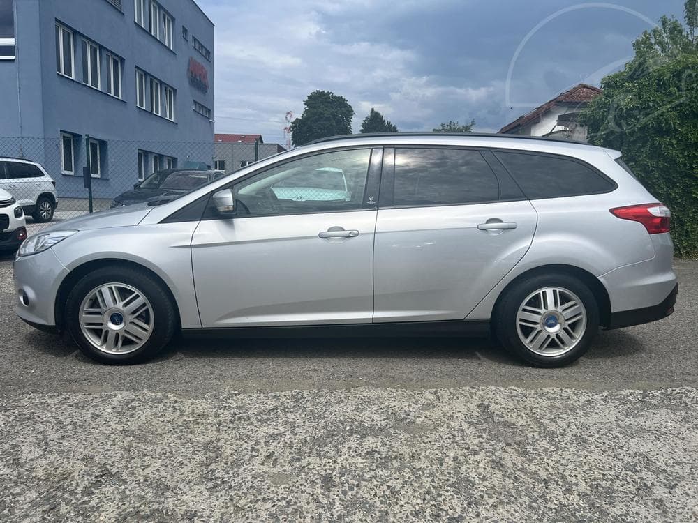 2011 Ford FOCUS - 4