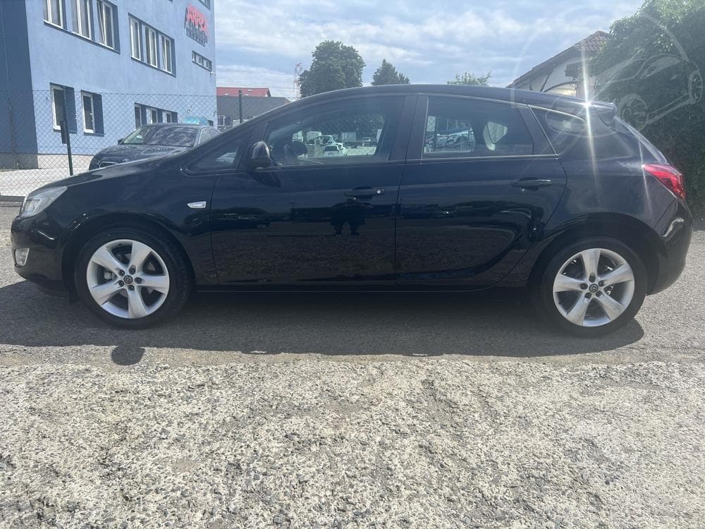 2010 Opel ASTRA - 4