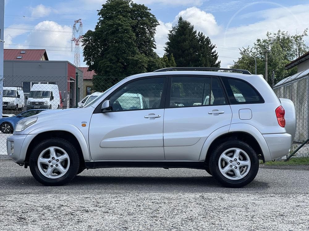 2003 Toyota RAV4 - 4