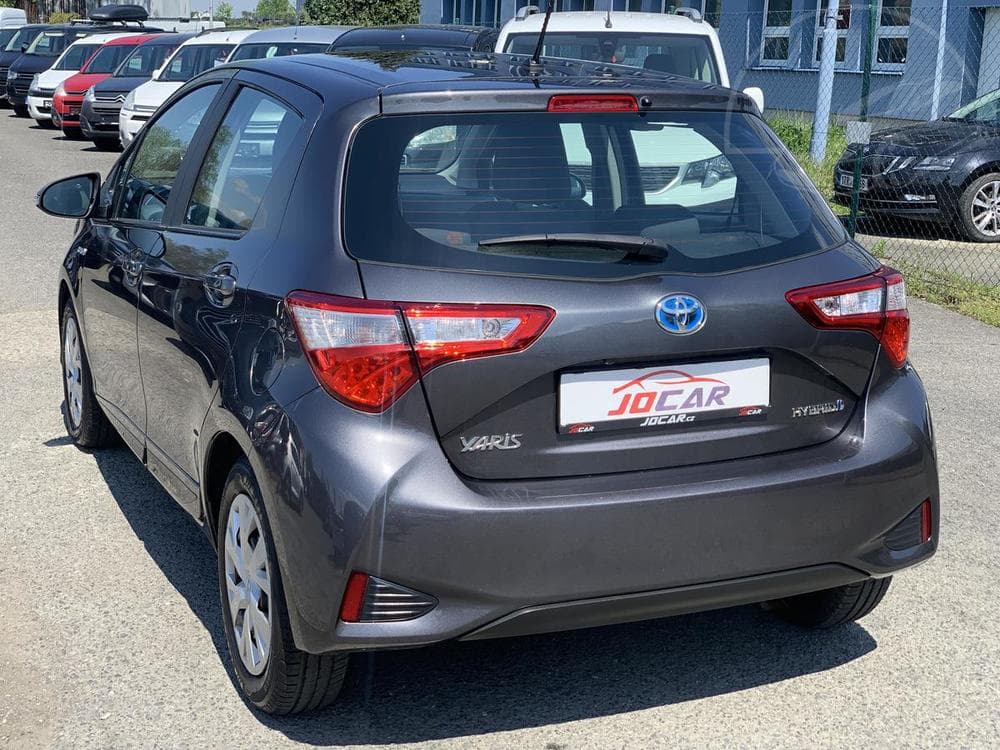 2019 Toyota Yaris - 5
