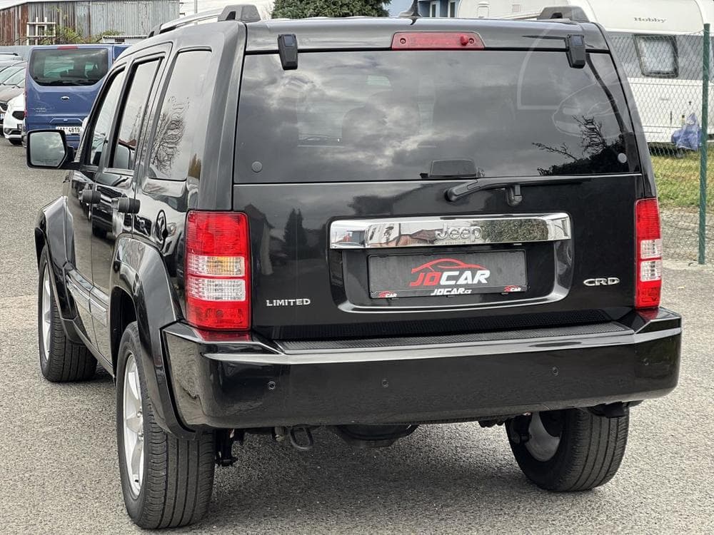 2011 Jeep Cherokee - 5