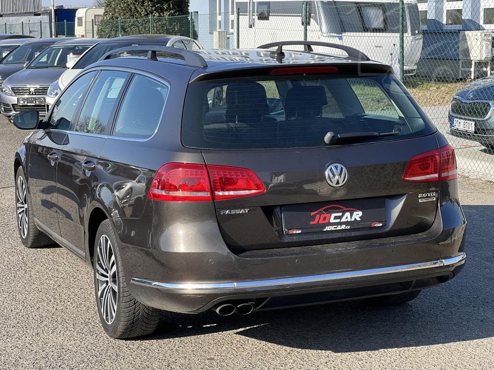 2014 Volkswagen Passat - 5