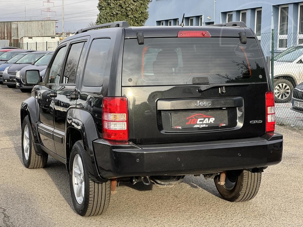 2010 Jeep CHEROKEE - 5