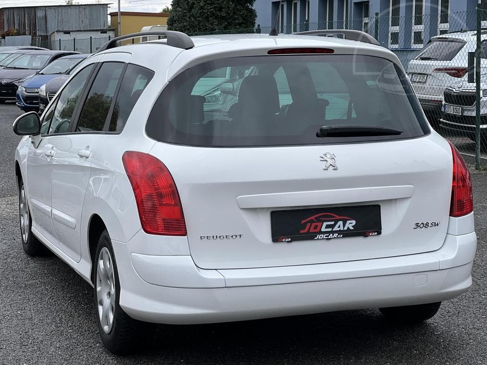 2014 Peugeot 308 - 5