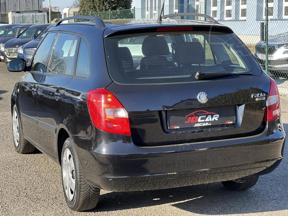 2010 Škoda FABIA - 5