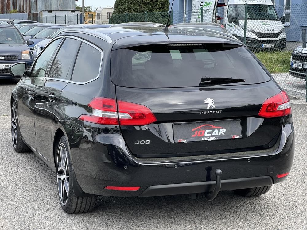 2018 Peugeot 308 - 13