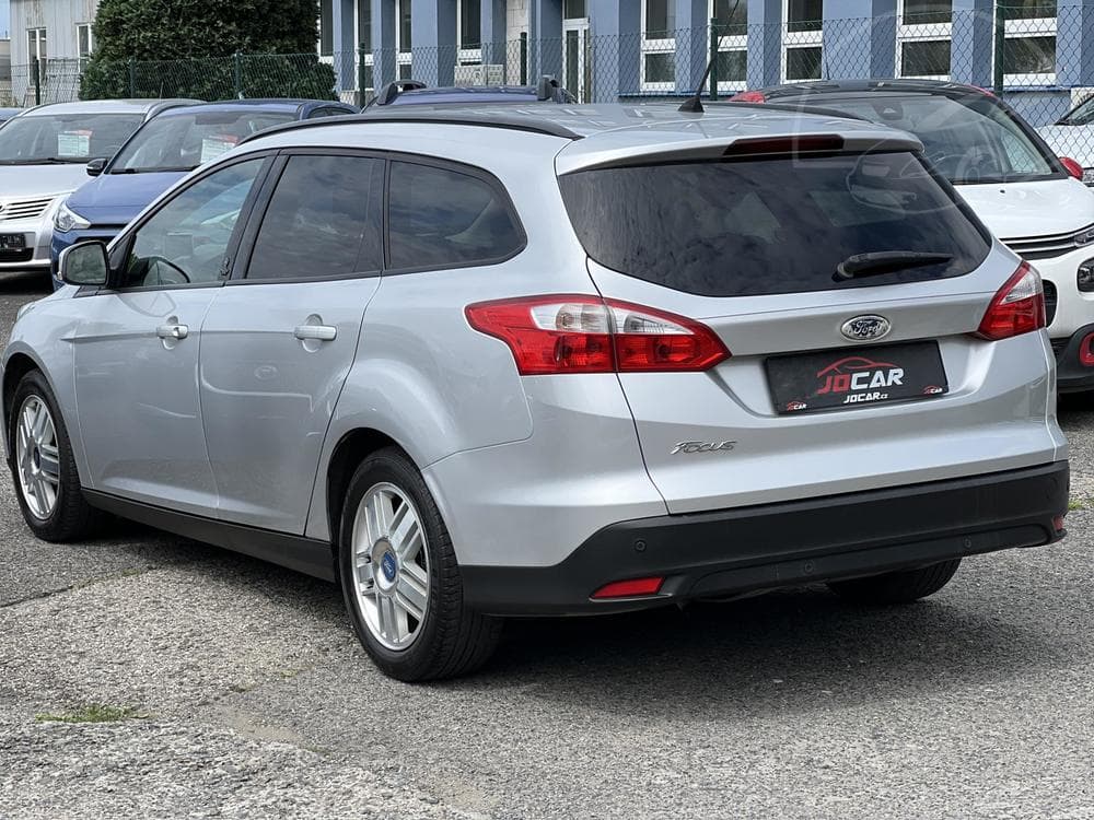 2011 Ford FOCUS - 5