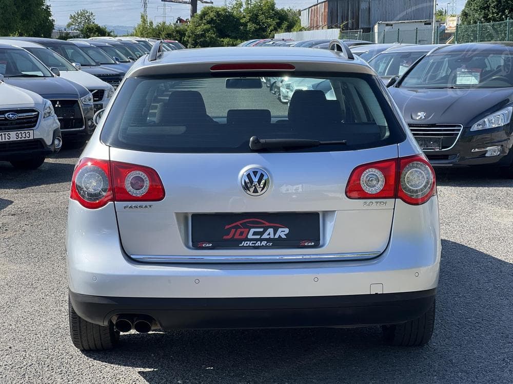 2010 Volkswagen PASSAT - 6