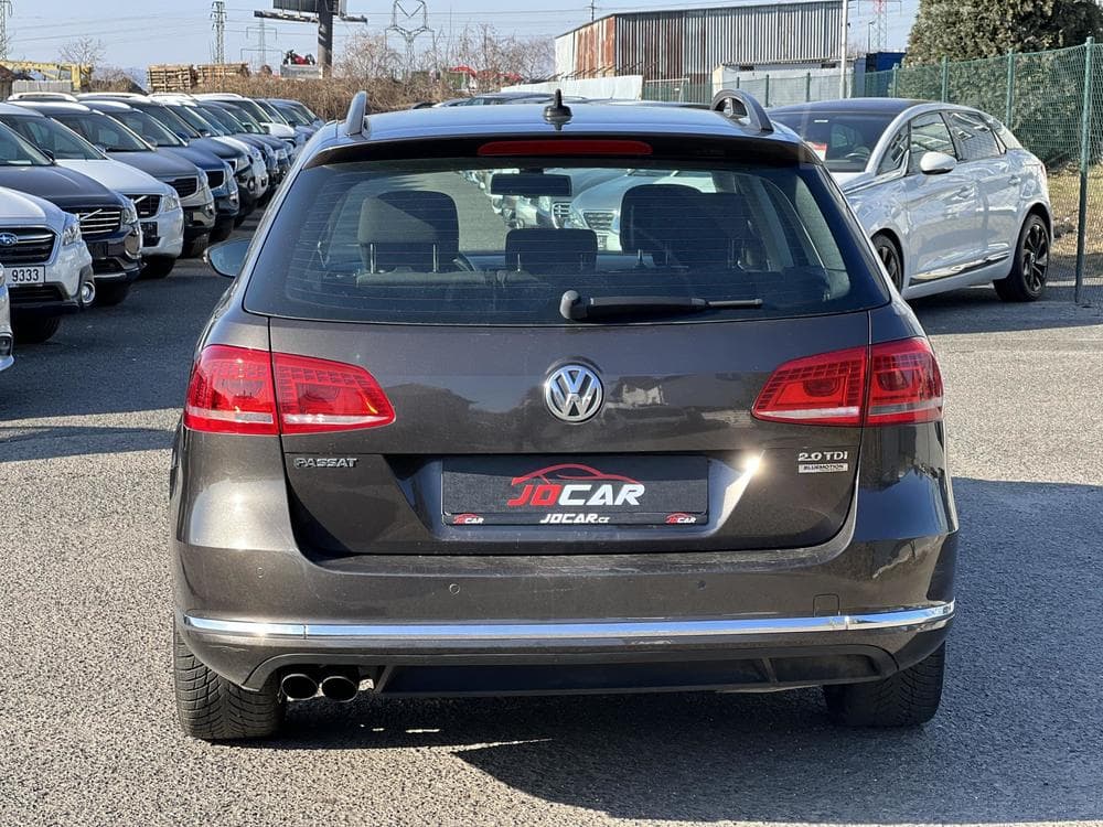 2014 Volkswagen Passat - 6