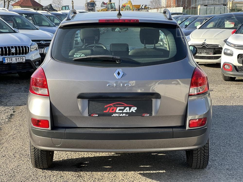 2011 Renault CLIO - 6